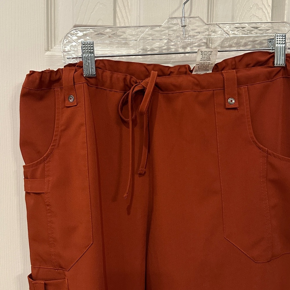 Dickies Burnt Orange Scrub Top and Pants - Picture 5 of 8